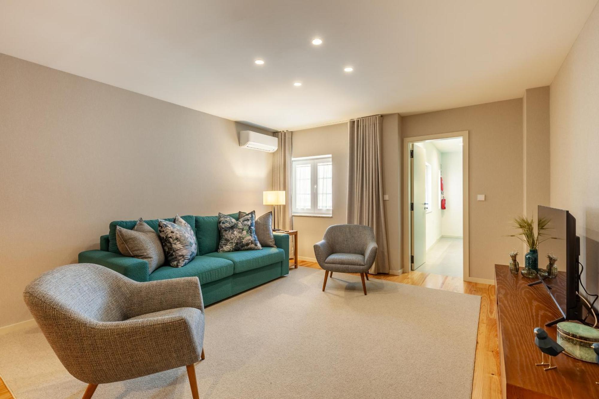 Savvy Signature Apartments Порто Екстериор снимка